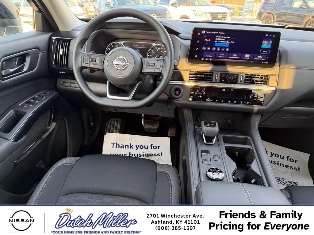 2026 Nissan Pathfinder S