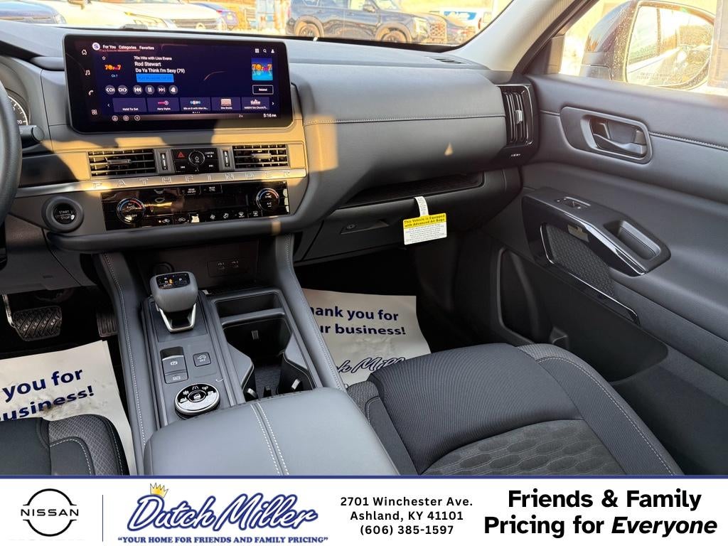 2026 Nissan Pathfinder S