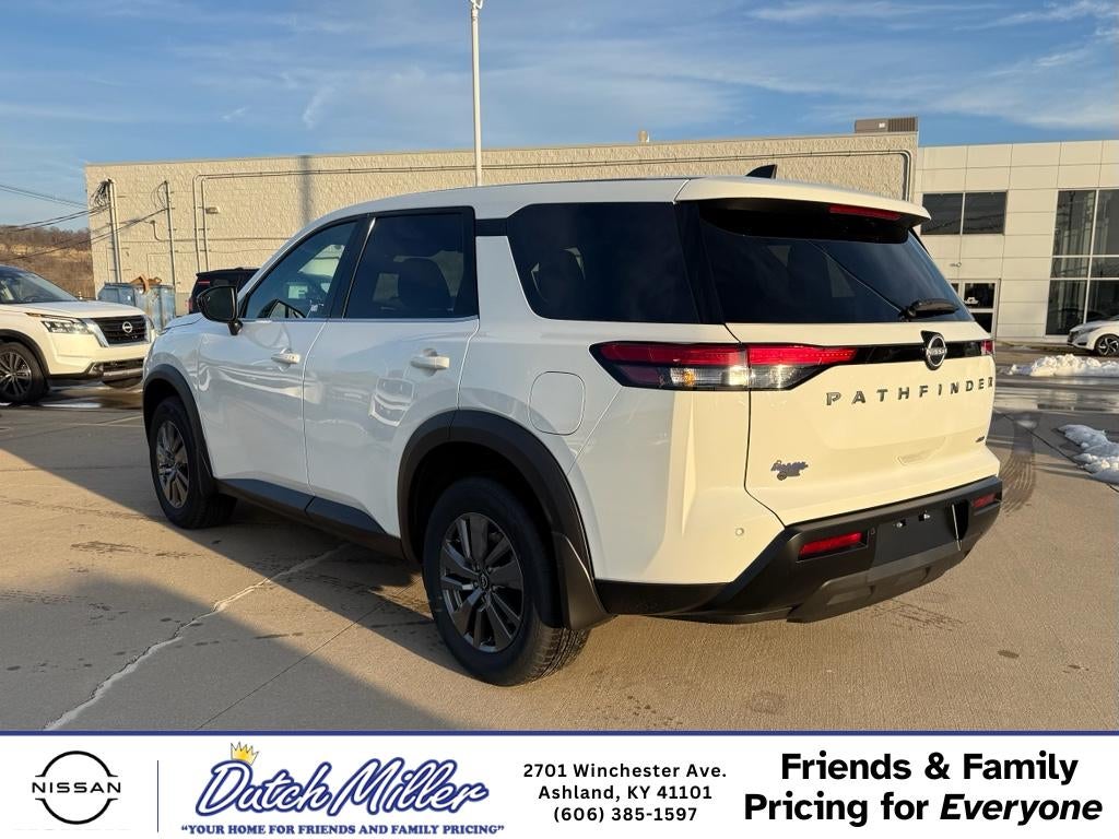 2026 Nissan Pathfinder S