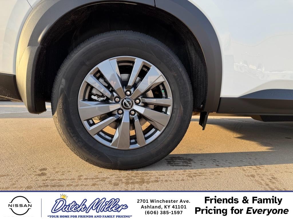 2026 Nissan Pathfinder S