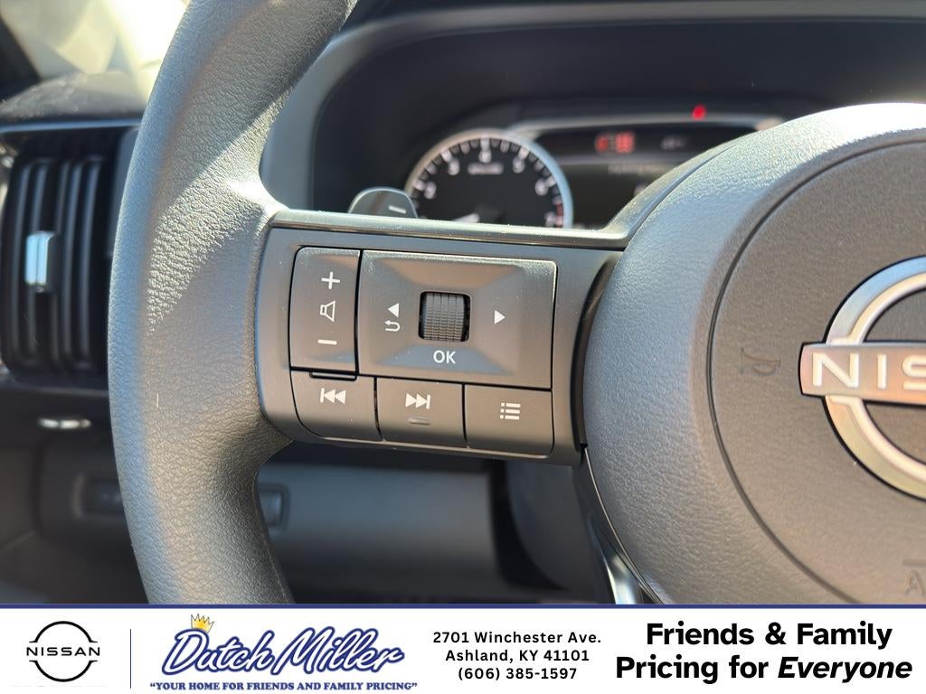 2026 Nissan Pathfinder S