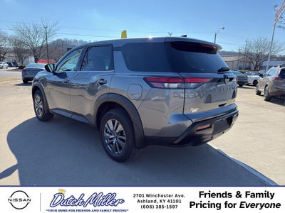 2026 Nissan Pathfinder S