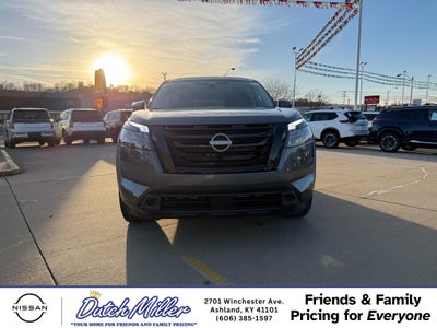 2026 Nissan Pathfinder SV