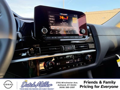 2026 Nissan Pathfinder SV