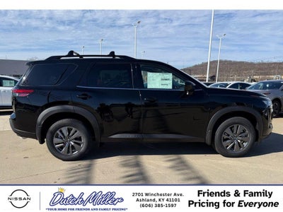 2026 Nissan Pathfinder SV