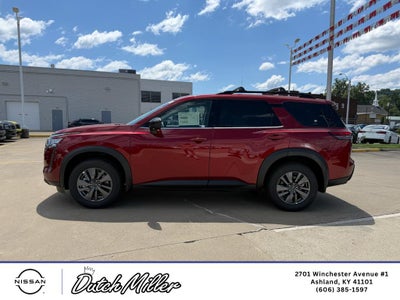 2026 Nissan Pathfinder SV