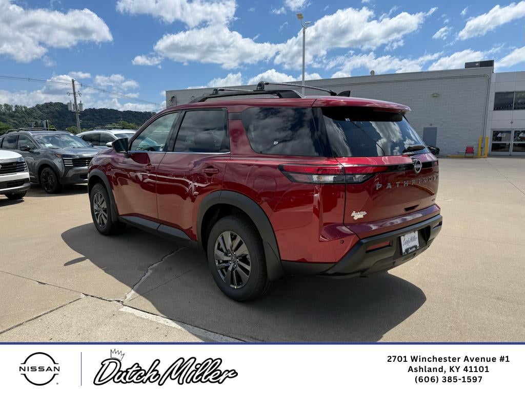 2026 Nissan Pathfinder SV