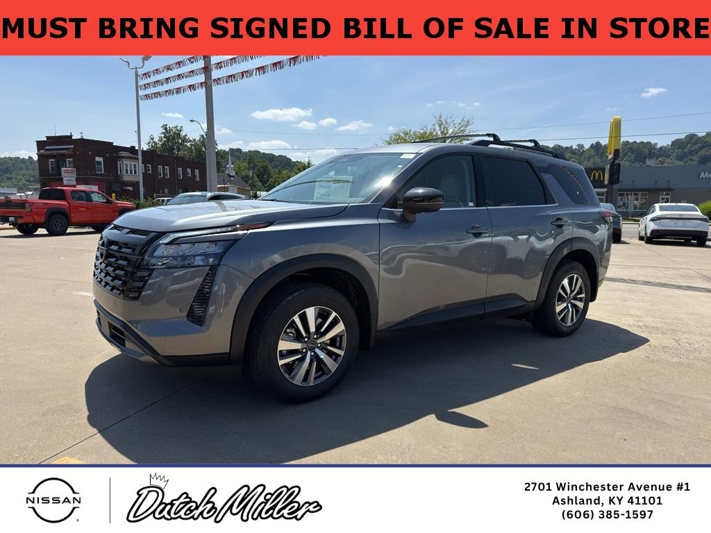 2026 Nissan Pathfinder SL