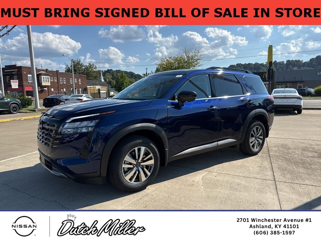 2026 Nissan Pathfinder SL