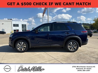 2026 Nissan Pathfinder SL