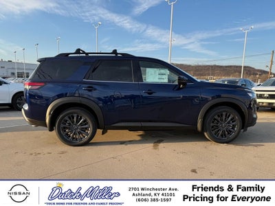 2026 Nissan Pathfinder SL