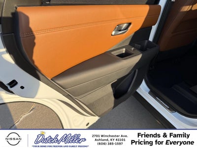 2025 Nissan Pathfinder Platinum