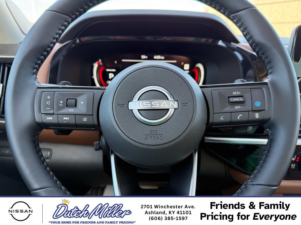 2025 Nissan Pathfinder Platinum