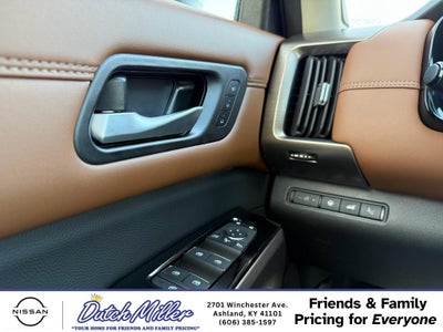 2025 Nissan Pathfinder Platinum