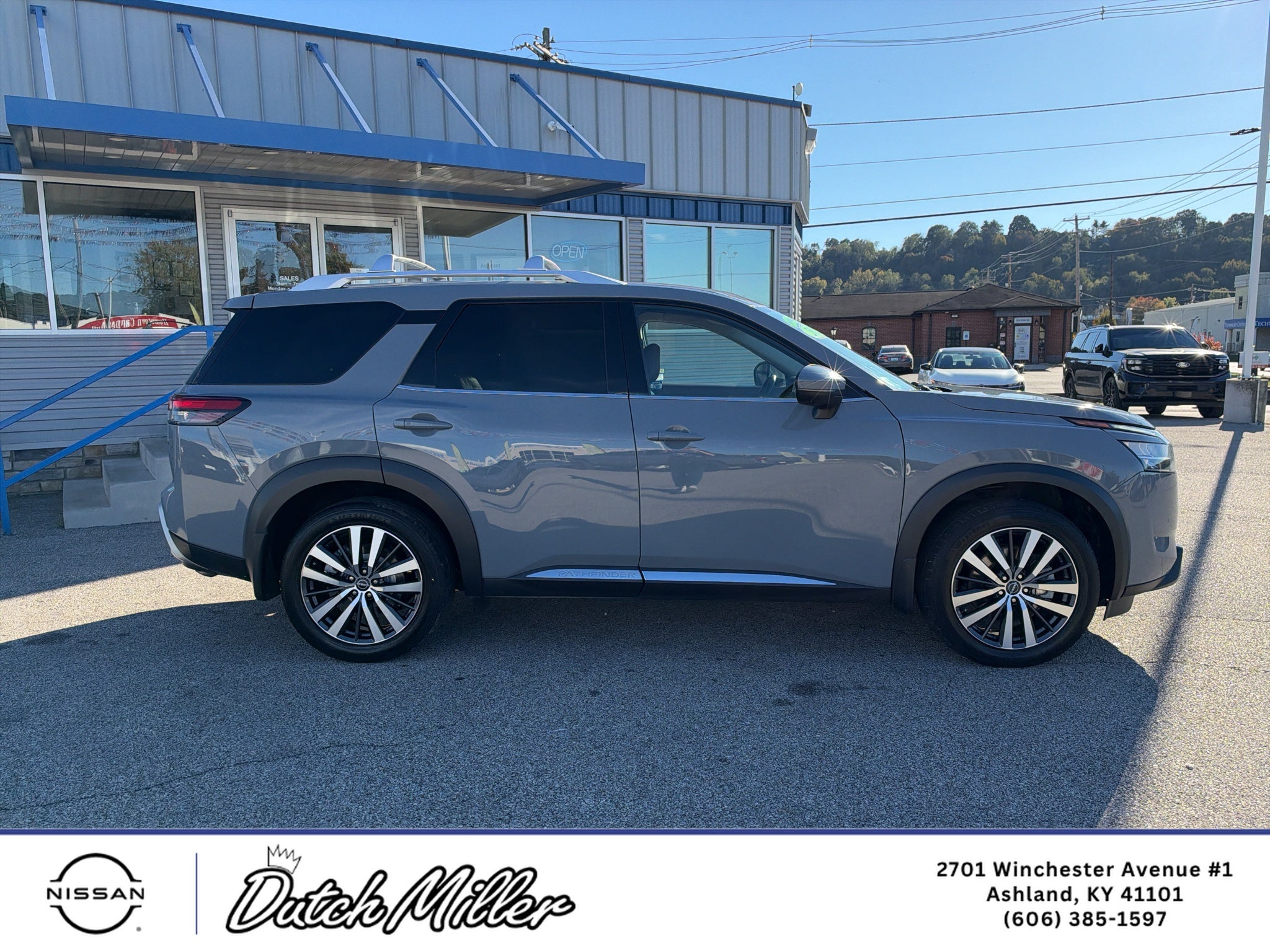 2022 Nissan Pathfinder Platinum