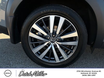 2022 Nissan Pathfinder Platinum