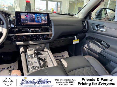 2026 Nissan Pathfinder Platinum