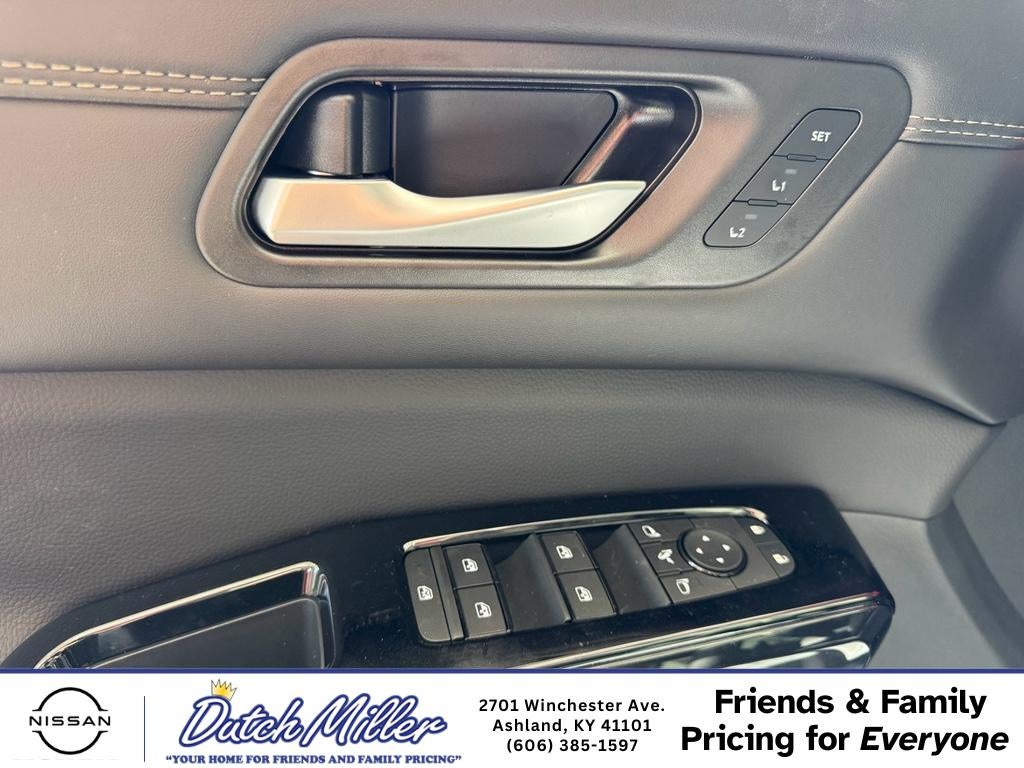 2026 Nissan Pathfinder Platinum