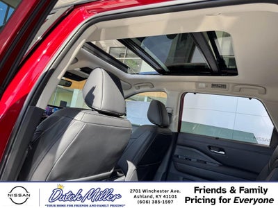 2026 Nissan Pathfinder Platinum