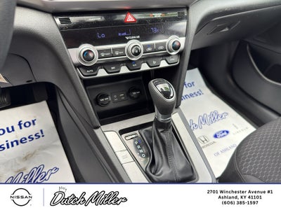 2020 Hyundai Elantra SE
