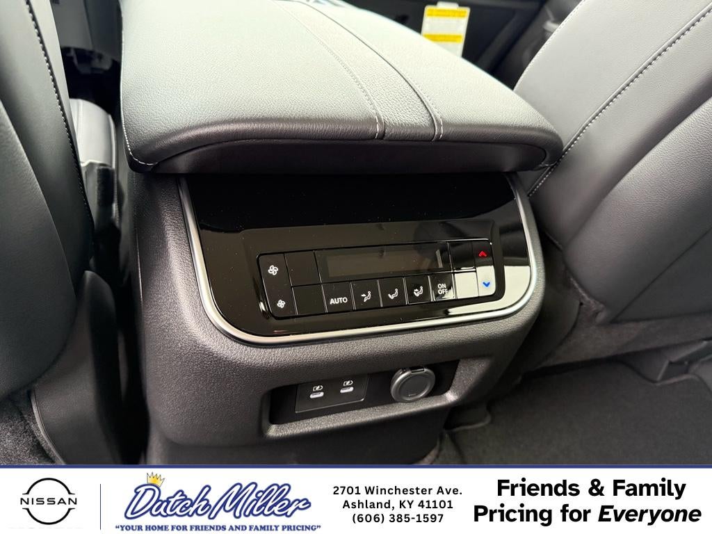 2026 Nissan Armada SV