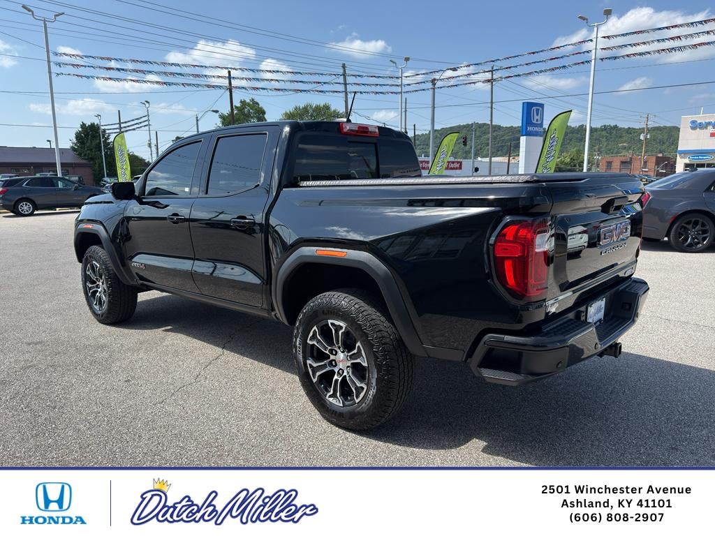 2024 GMC Canyon 4WD AT4