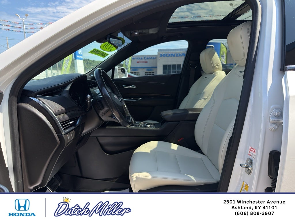 2020 Cadillac XT4 AWD Sport