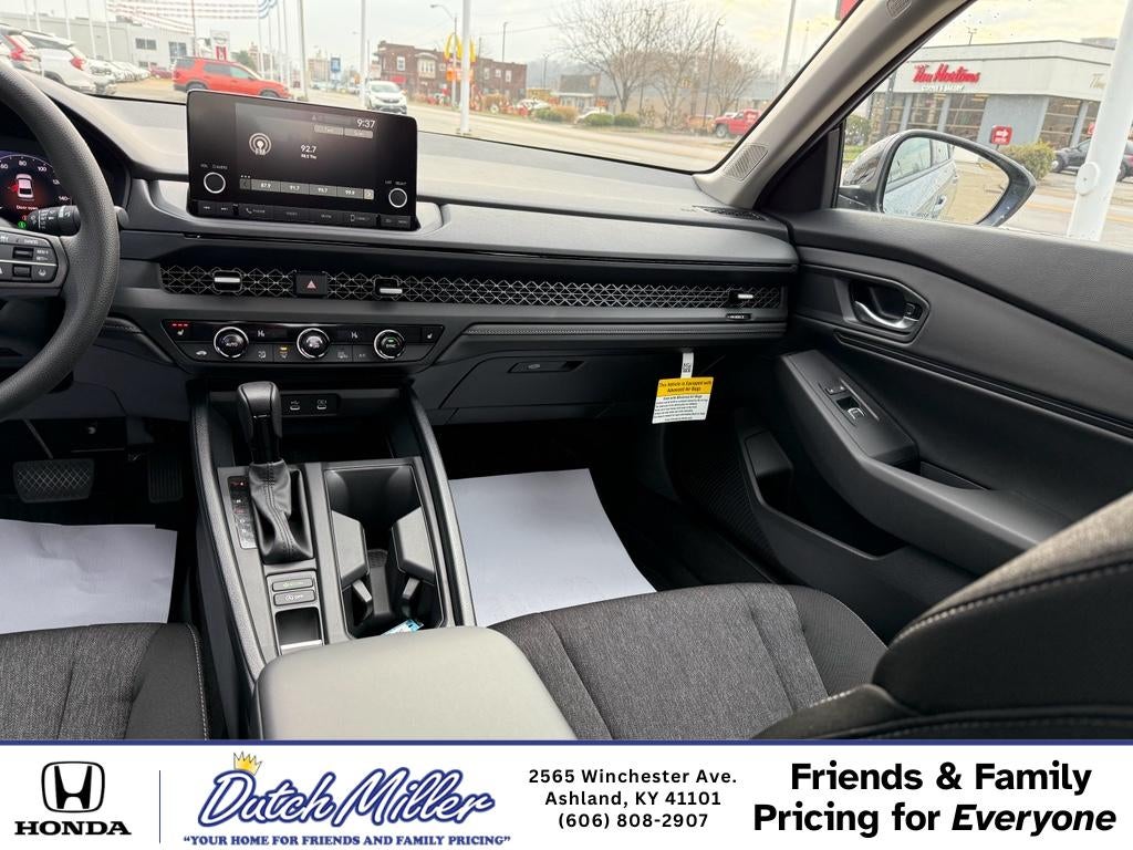 2025 Honda Accord SE