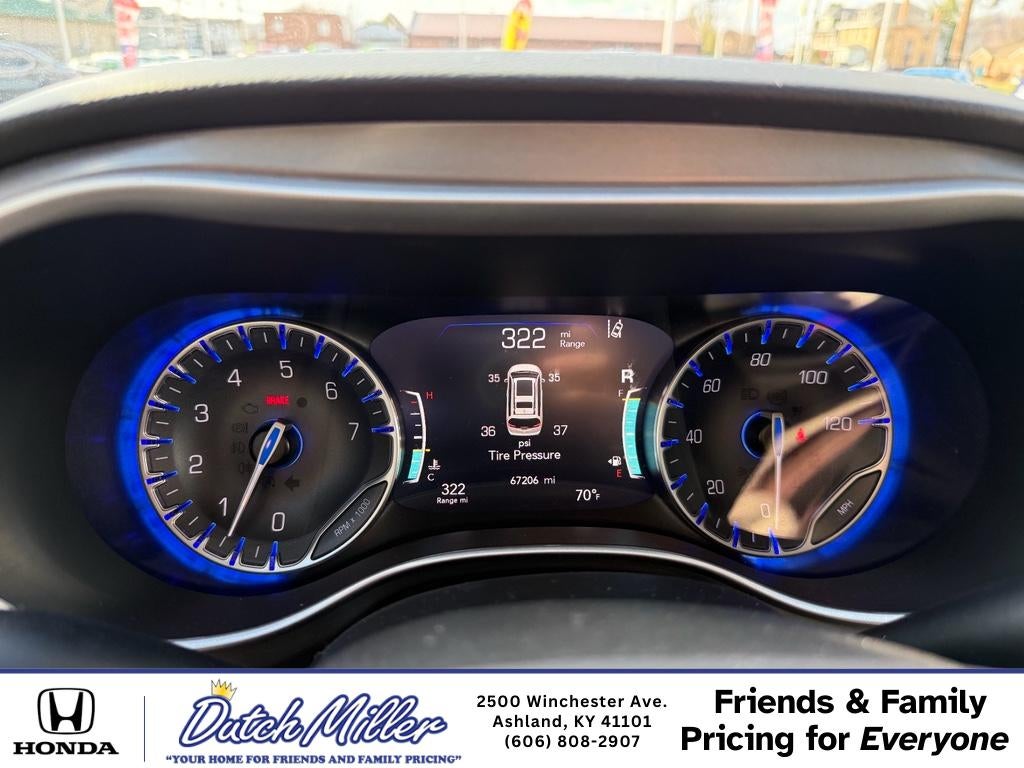 2024 Chrysler Pacifica Touring L