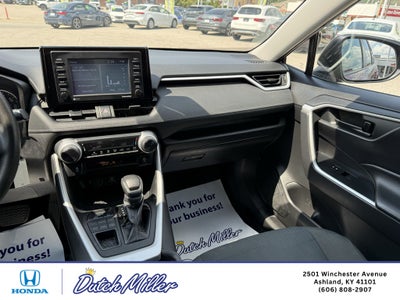 2022 Toyota RAV4 LE