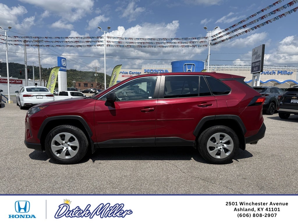 2022 Toyota RAV4 LE