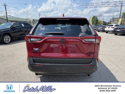 2022 Toyota RAV4 LE