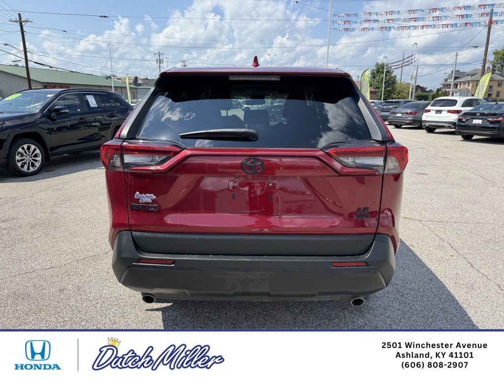 2022 Toyota RAV4 LE