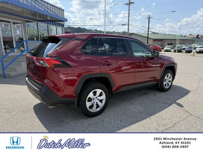2022 Toyota RAV4 LE