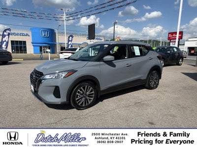 2023 Nissan Kicks SV