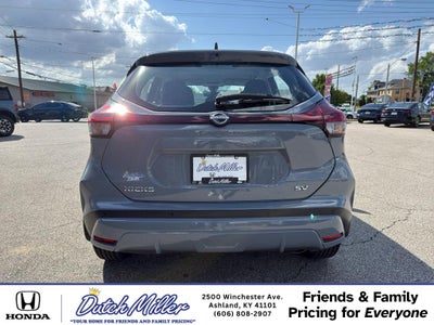 2023 Nissan Kicks SV