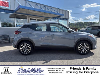 2023 Nissan Kicks SV