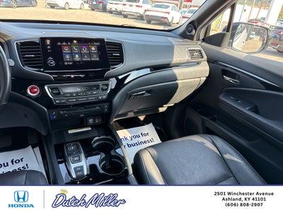 2022 Honda Pilot Black Edition