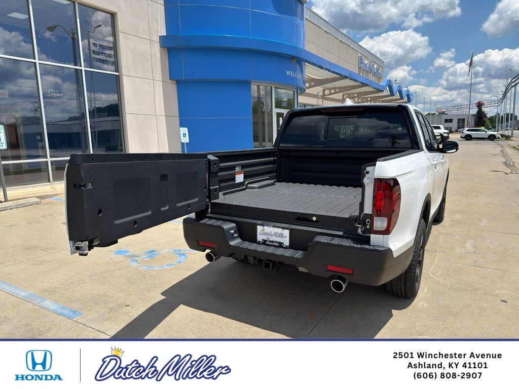 2026 Honda Ridgeline Black Edition Two-Tone
