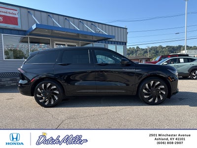 2024 Lincoln Nautilus Reserve