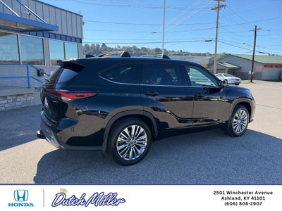 2025 Toyota Highlander Hybrid Hybrid Platinum