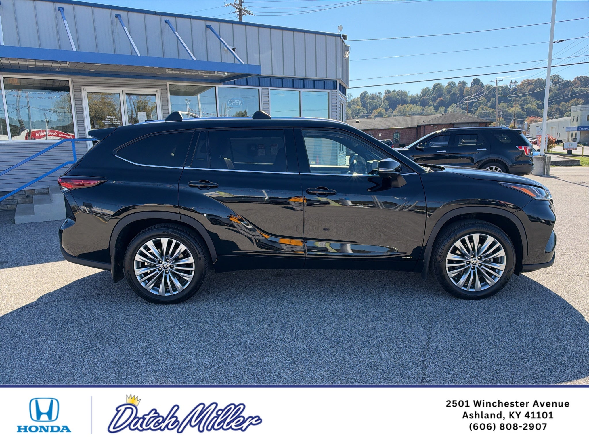2025 Toyota Highlander Hybrid Hybrid Platinum
