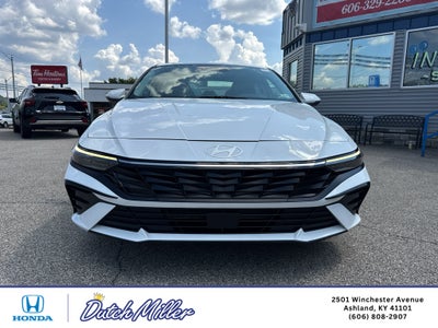 2025 Hyundai Elantra Limited