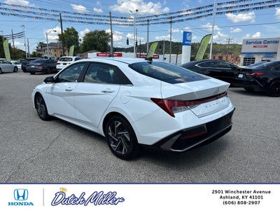 2025 Hyundai Elantra Limited
