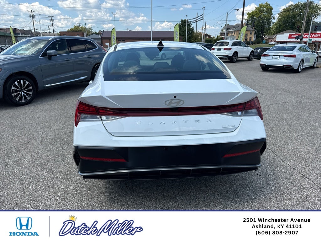 2025 Hyundai Elantra Limited