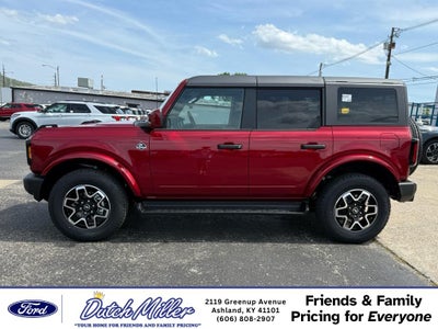 2026 Ford Bronco Outer Banks