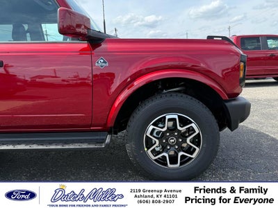 2026 Ford Bronco Outer Banks