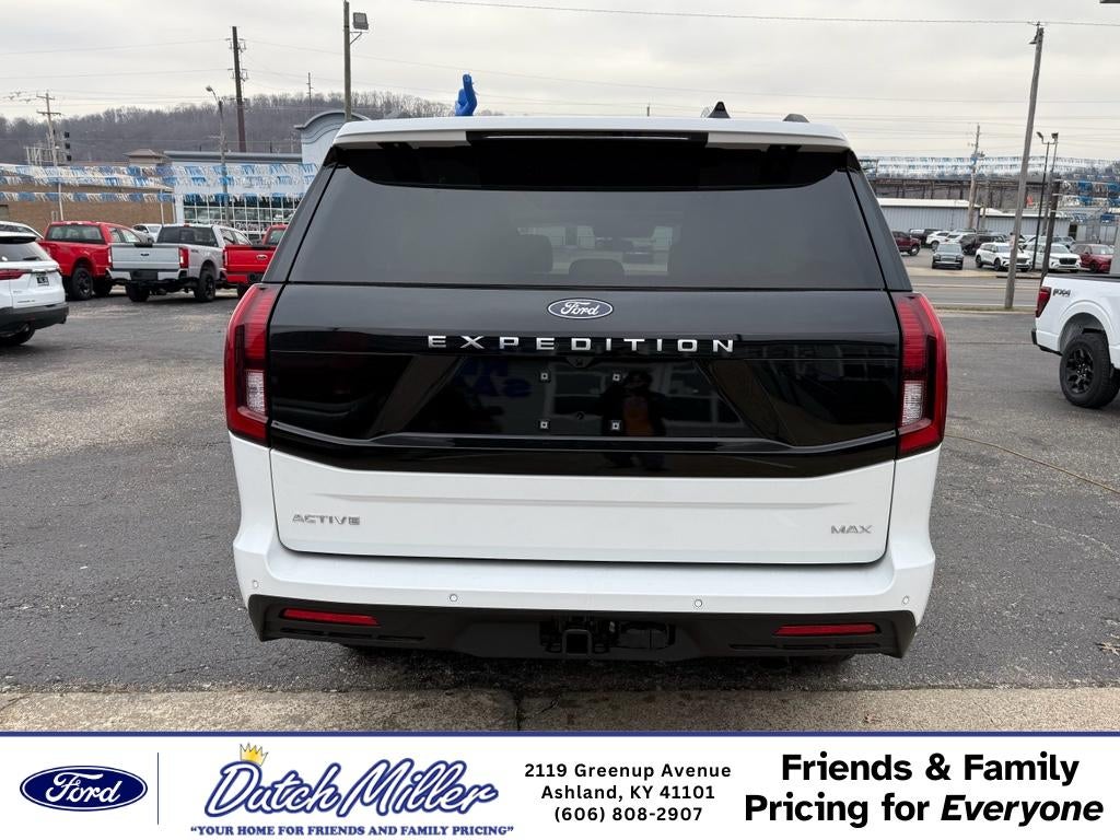 2025 Ford Expedition MAX Active