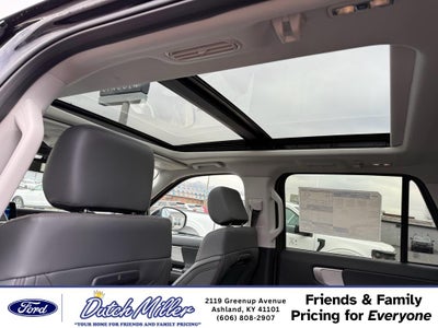 2025 Ford Expedition MAX Active