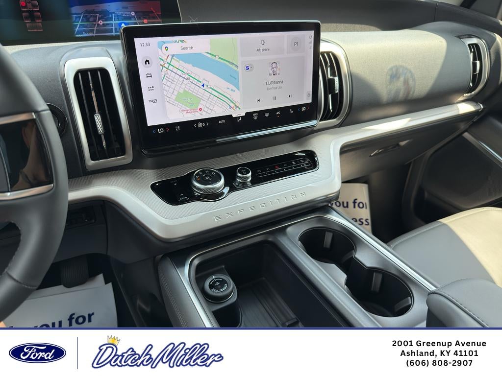 2027 Ford Expedition Active